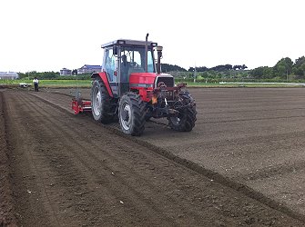 每位選手以往返一趟進行評比