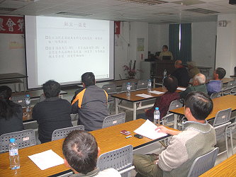 劉助理研究員依昌解說栽培技術