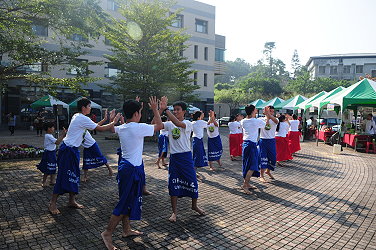 迦南地有機農場提供舞蹈表演