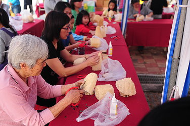 絲瓜絡造型DIY教室場場爆滿