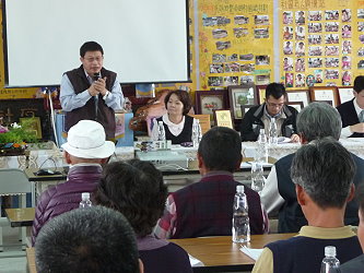 王仕賢場長說明座談會目的