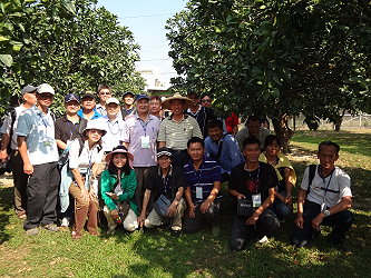學員於陳純仁班長果園合照