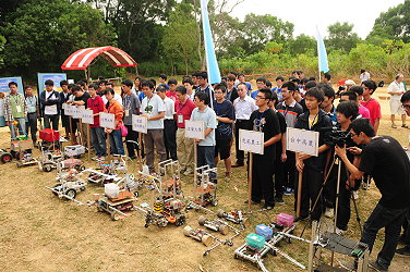 田間機器人競賽共有25個學校組隊參賽