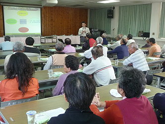 本場黃瑞彰副研究員講解合理化施肥