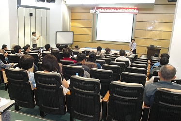 場長主持技術觀摩會