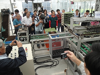 移植作業示範觀摩