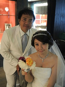 豪欽與親愛老婆的合照