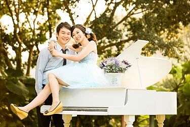 王子與小甜甜般的俏皮新娘