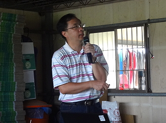 陳昇寬助研員講解病蟲害防治 