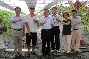 張致盛處長等現場訪視青農吳宗翰先生