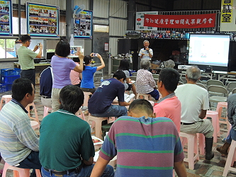 吳清進班長現身說法講解「芒果採後枝梢管理」三要素 - 修剪、肥培、病蟲害管理