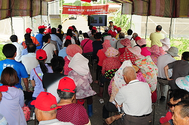 農民反應熱烈，近百人參與觀摩會