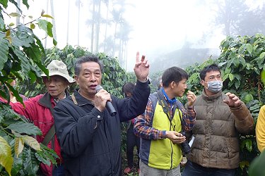 劉慶松農友分享個人咖啡管理之經驗