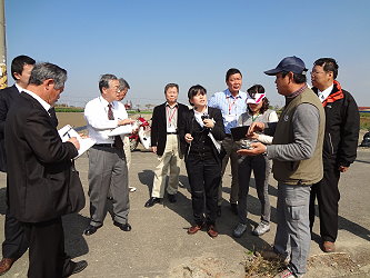 戴文雄班長回答胡蘿蔔栽種問題