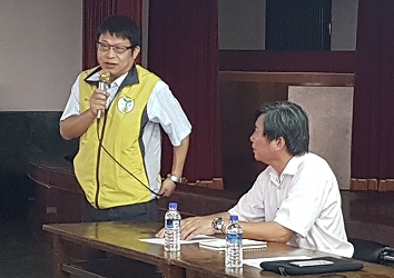 王仕賢場長及李文曲秘書共同主持講習會