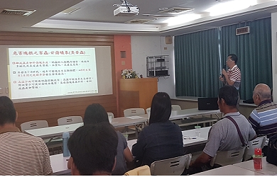 陳昇寬副研究員說明番薯病蟲害及安全用藥