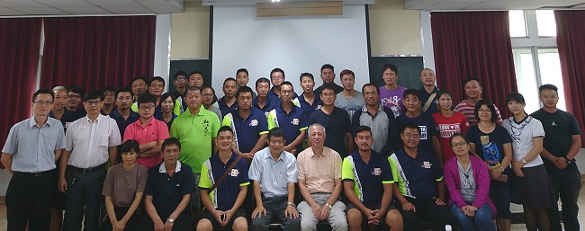 嘉義縣在地青農組織團隊運作訓練研習參與人員合照