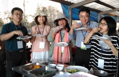 11月29日嘉義場次 - 品嚐鮮蔬佐三色烤飯糰真有趣