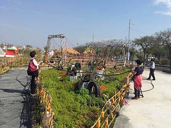 重新布置、澆水