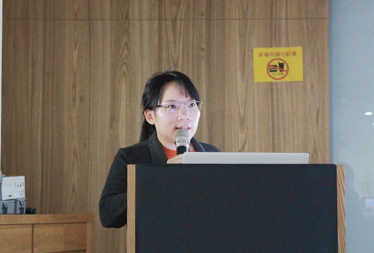 農委會輔導處農民福利科黃昱瑄技士針對「實耕作業要點」內容作說明