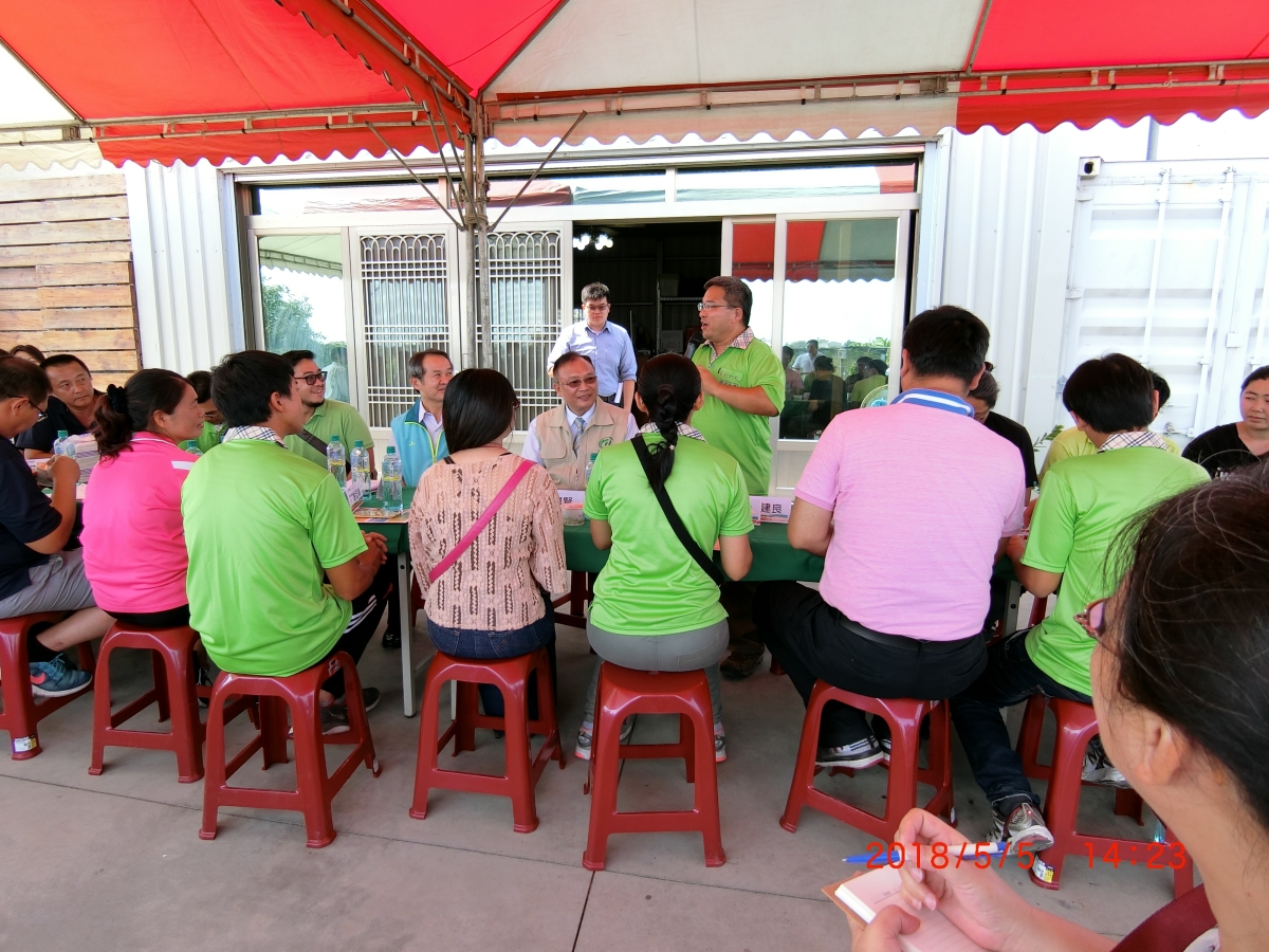 學甲區青農聯誼分會賴建良分會長以地主身分先提出建議