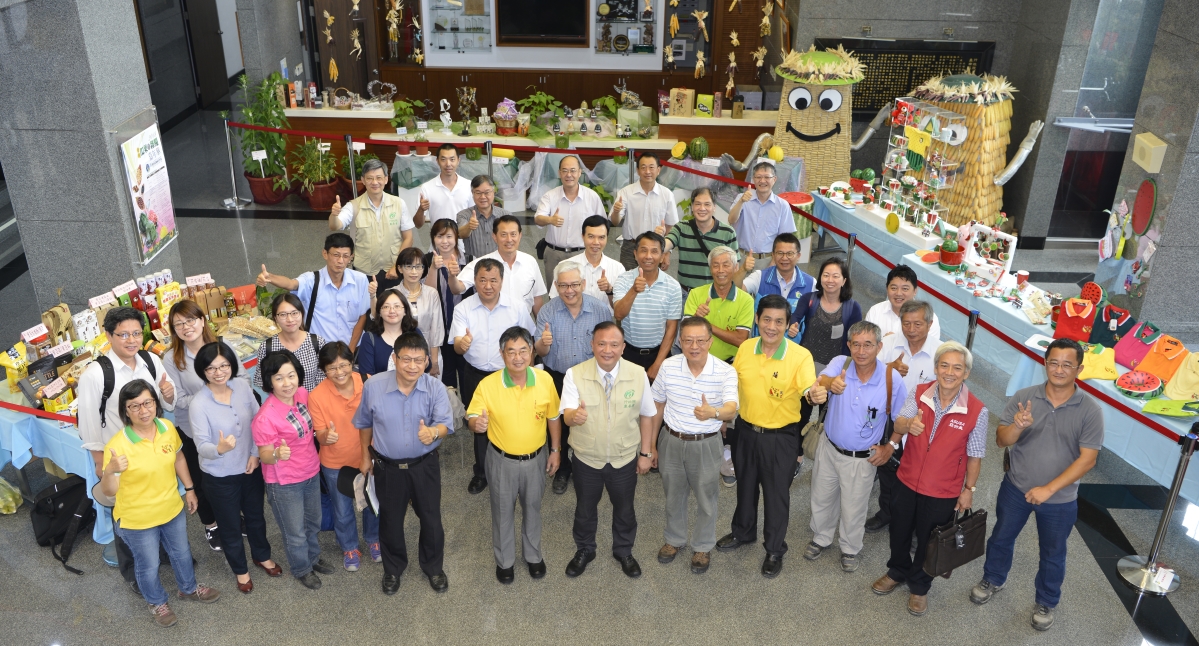 座談會後與會人員合影