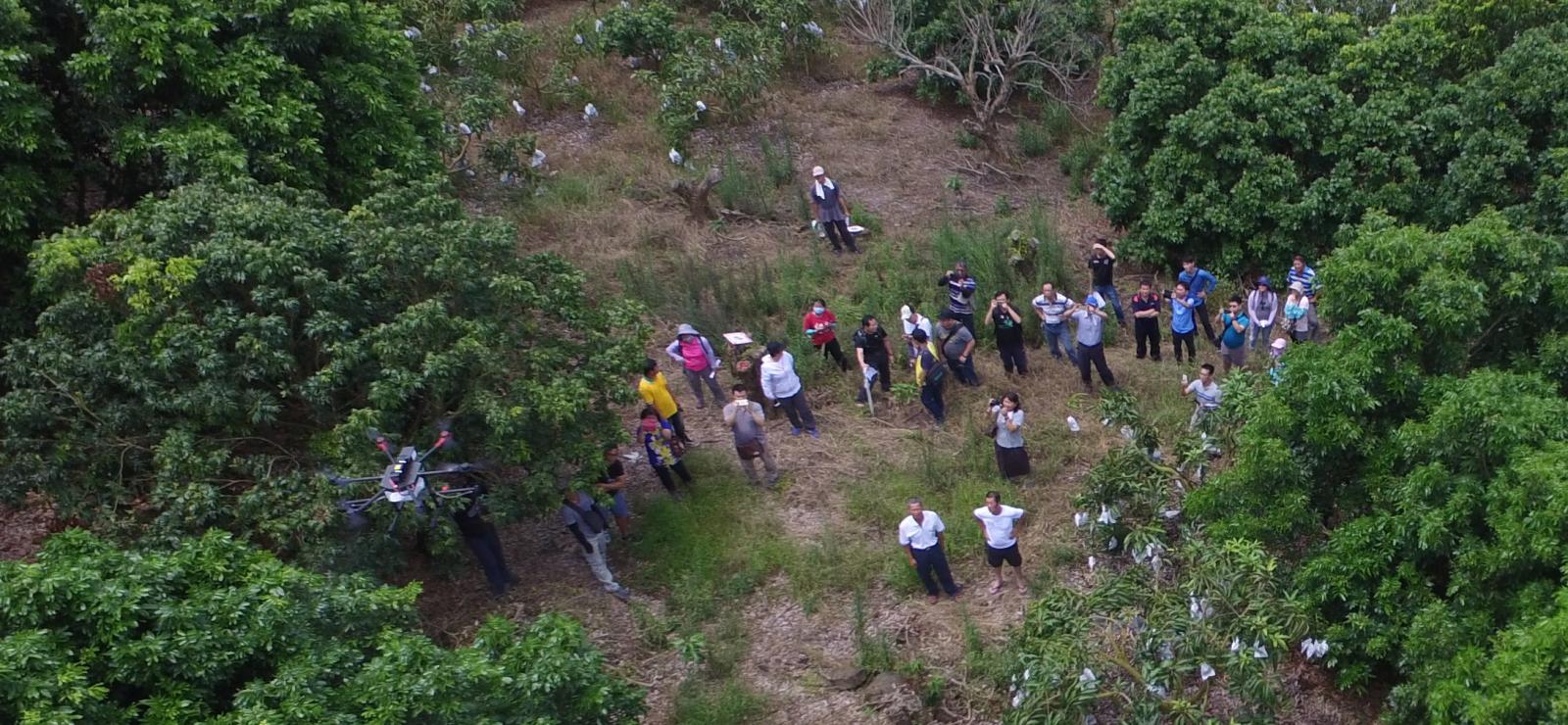 無人機自動規劃飛行示範