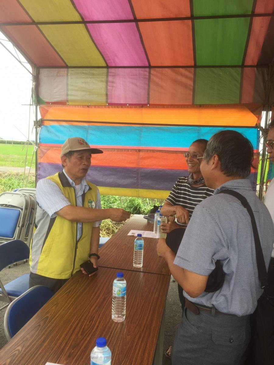 現場農友交流熱絡