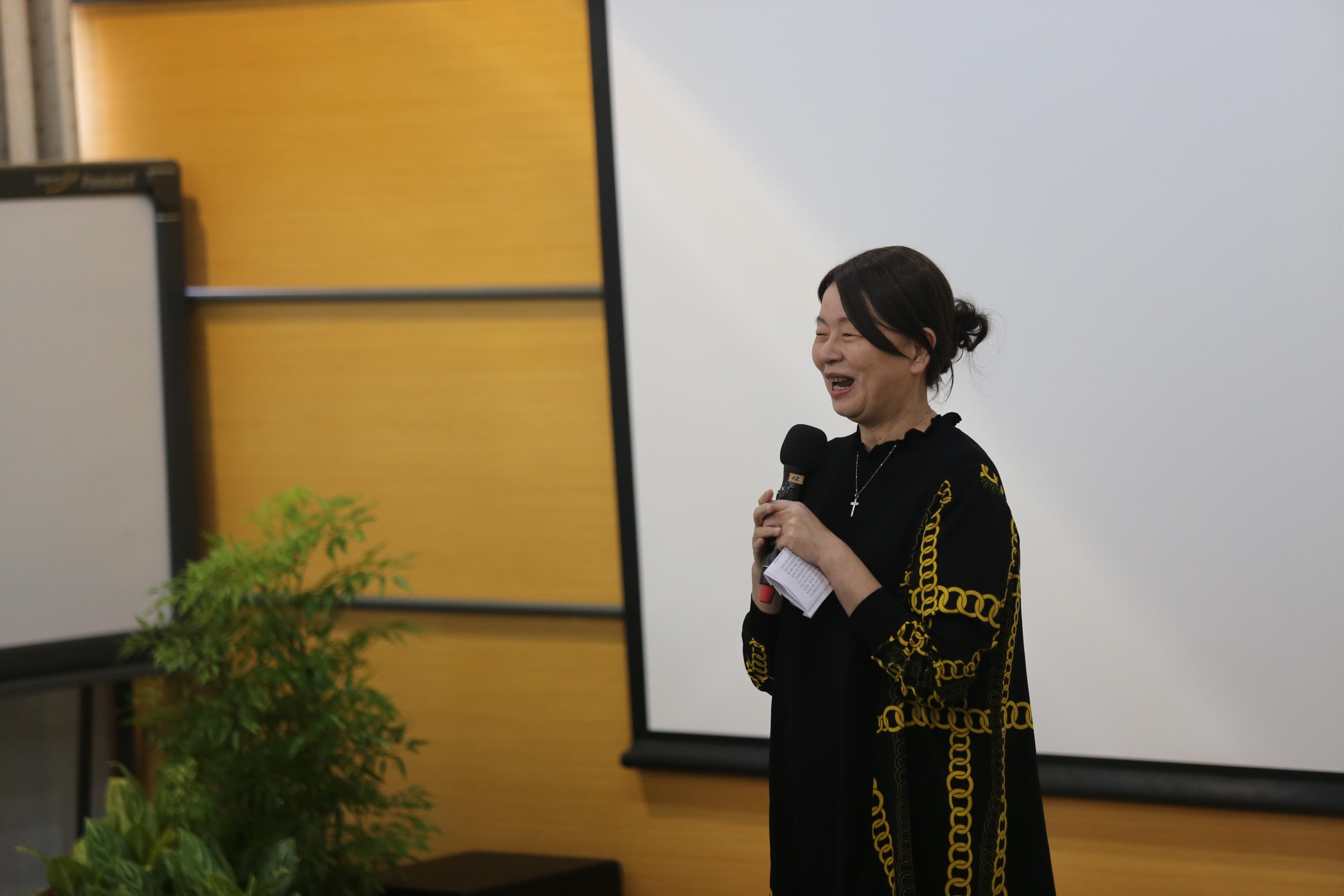范美玲主任秘書開場致詞