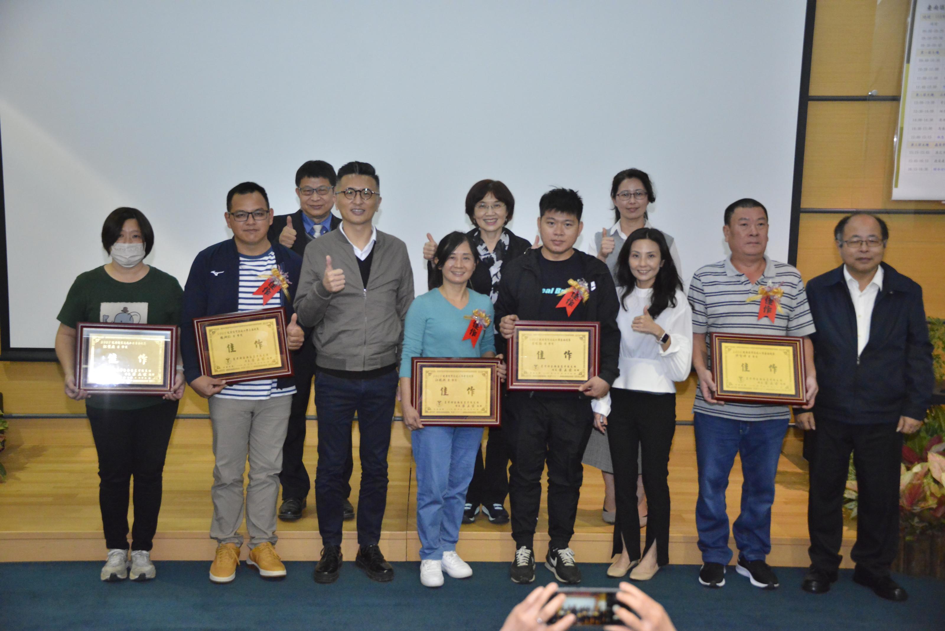 「小果番茄佳作」得獎農友大合照(一)