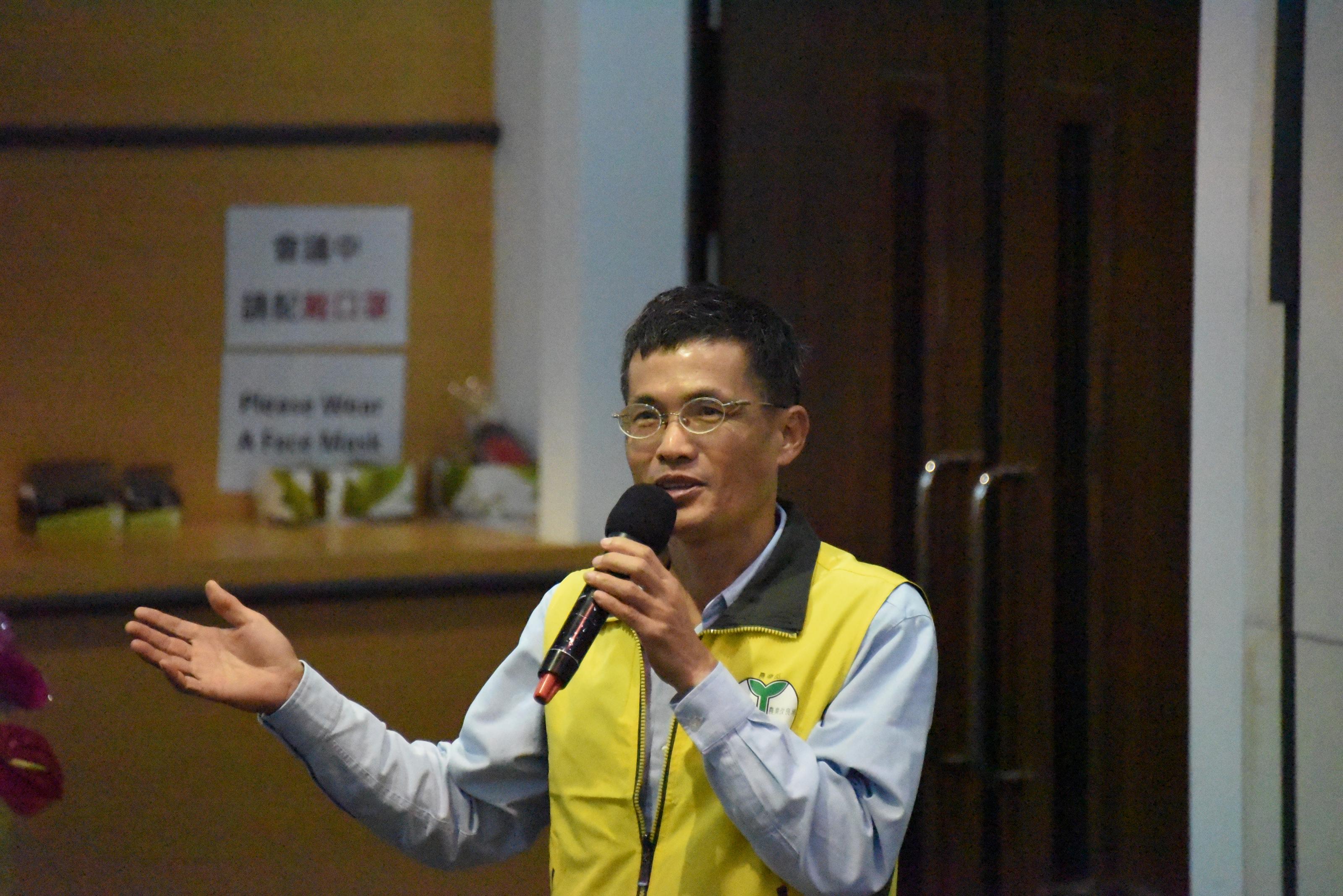 作物改良科張錦興科長主持「品種育成與加值開發」主題