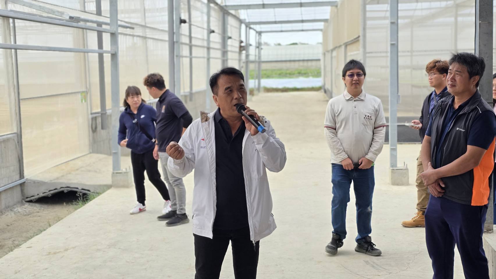 廣田益有機農業有限公司賴東卿董事長介紹本次農業機械開發重點與歷程