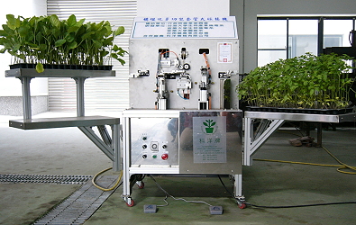 Rubber tube grafting machine for seedling